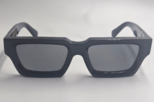 Load image into Gallery viewer, GS Signature Top Tier Sunglasses (Black)
